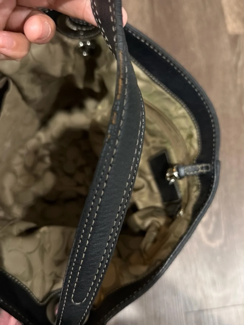 Vintage Coach Pebbled Leather Bucket Hobo Bag